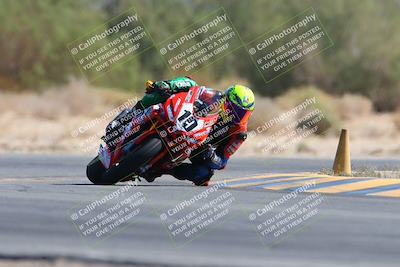 media/Oct-20-2024-CVMA (Sun) [[d4a3dff211]]/Race 9-Formulw LW Twins SHOOTOUT/